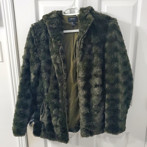 Forever 21 green zip-up - Picture 1 of 2